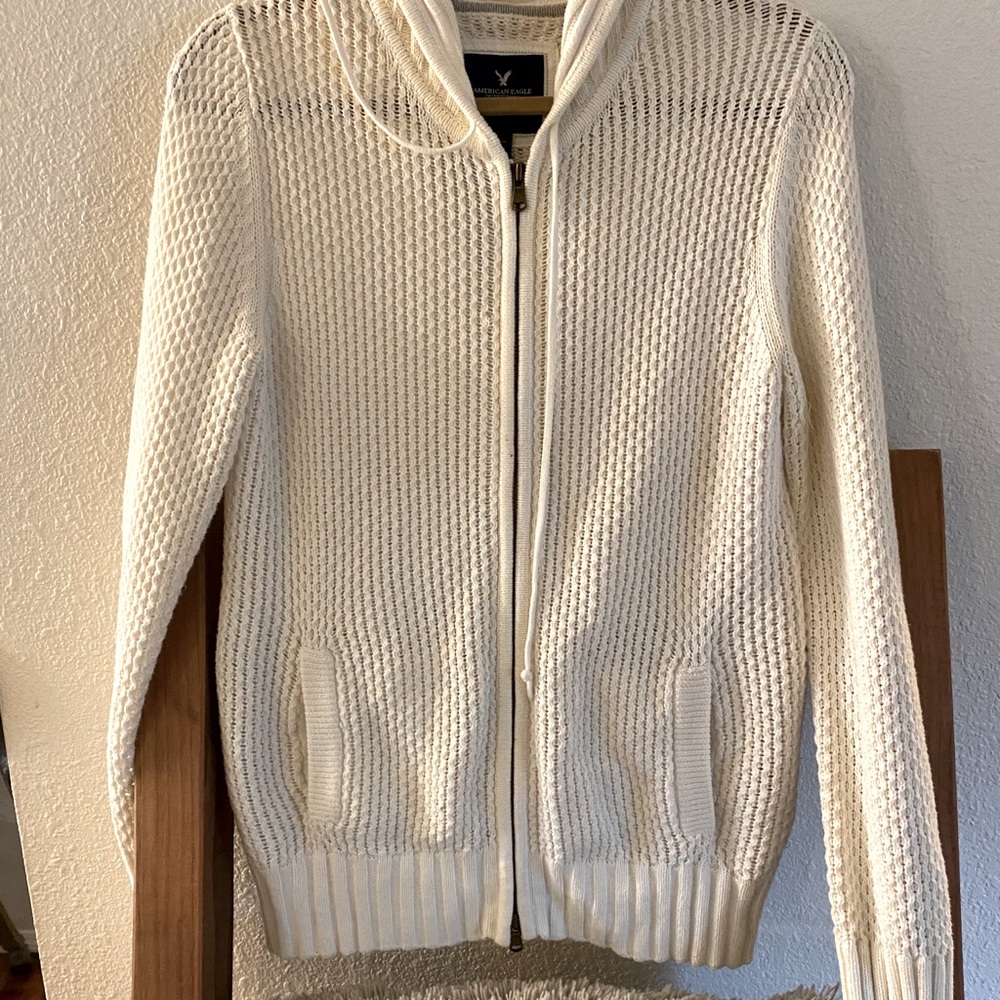 American Eagle zip up hooded sweater